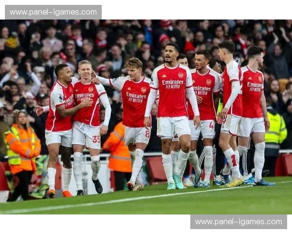 阿森纳3-2险胜凯拉特，小组赛全胜纪录收官